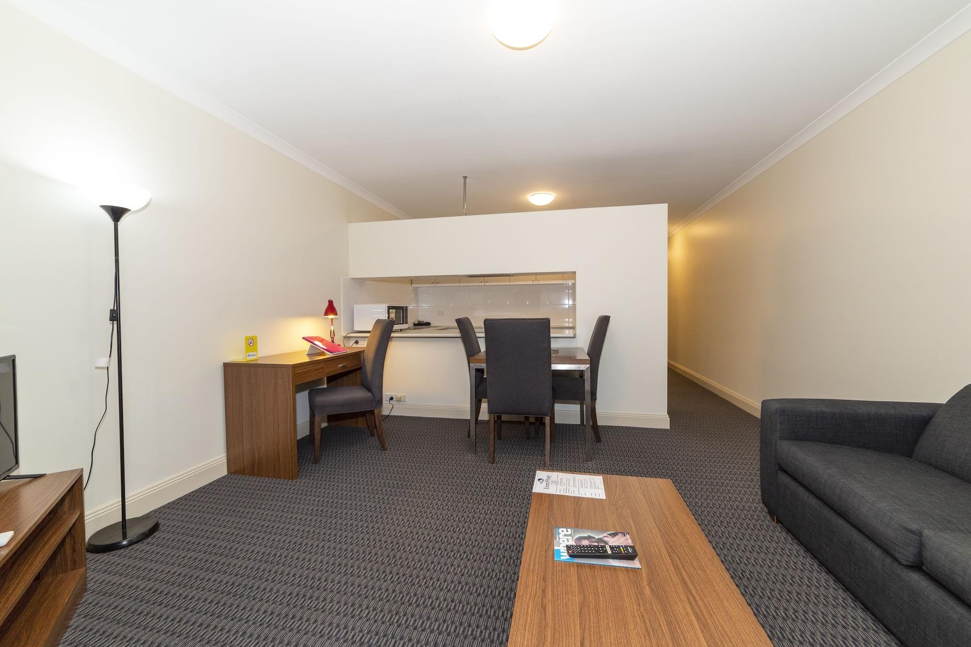 Amazing Accommodations: St Kilda Melbourne Exterior photo