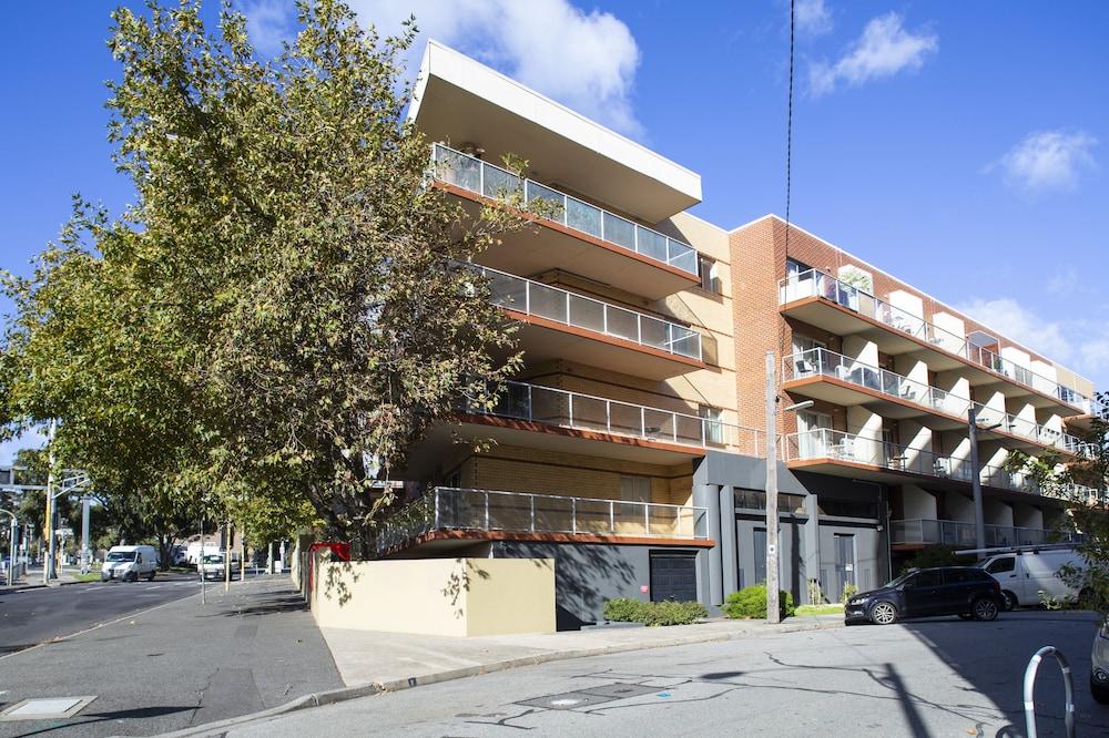 Amazing Accommodations: St Kilda Melbourne Exterior photo